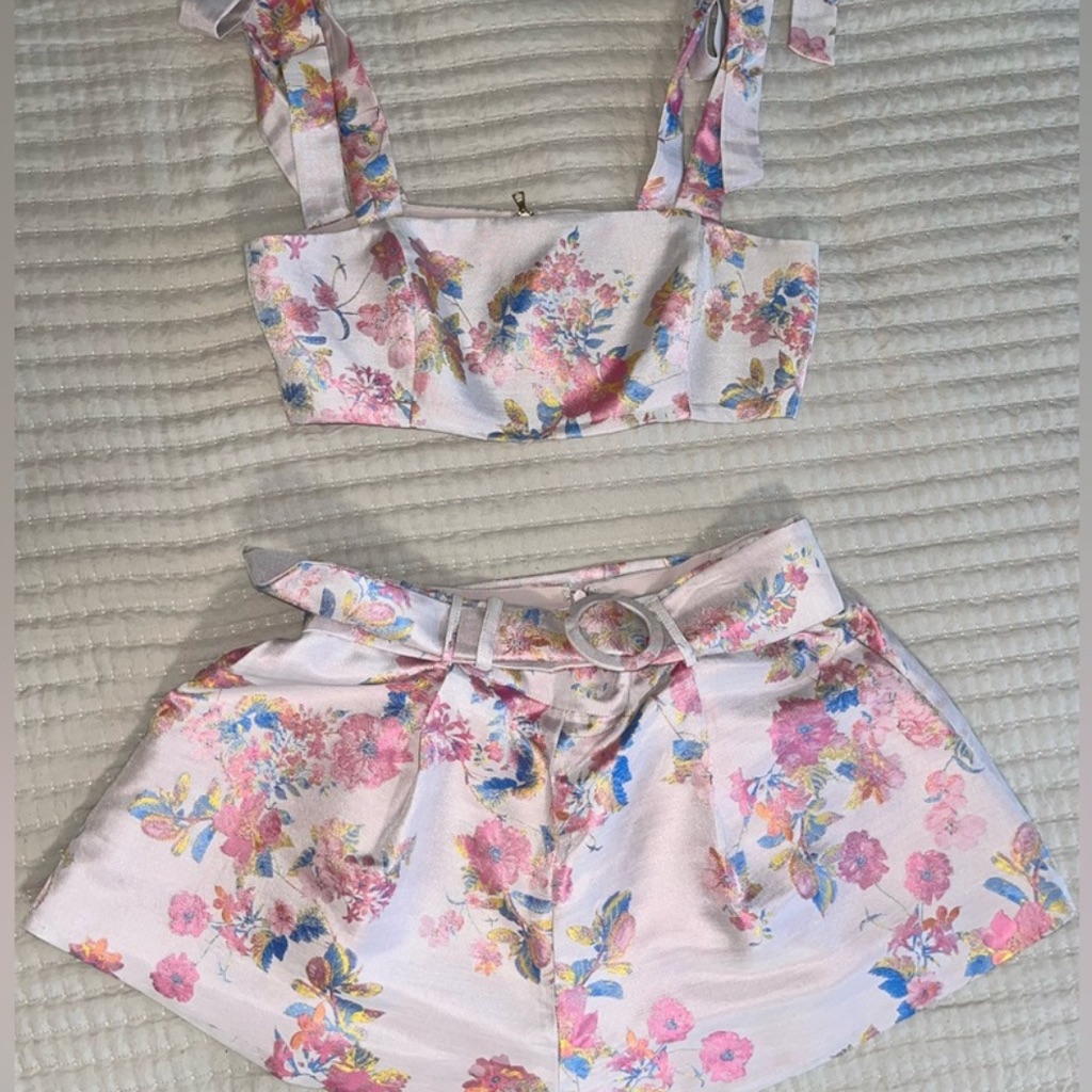 Gianni Bini High Waist Floral Shorts - Pink And Blue
